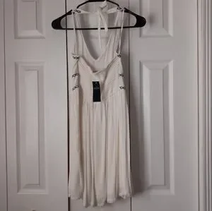 Hollister | Dresses | Bnwt Hollister Embroidered Halter Dress | Poshmark